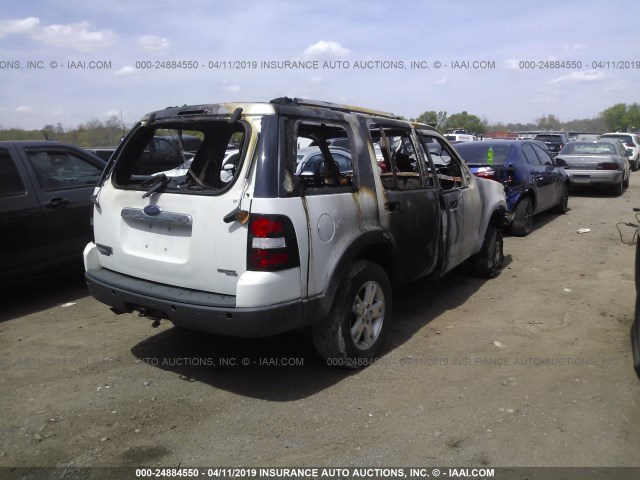 1FMEU73E66UA96756 - 2006 FORD EXPLORER XLT WHITE photo 4