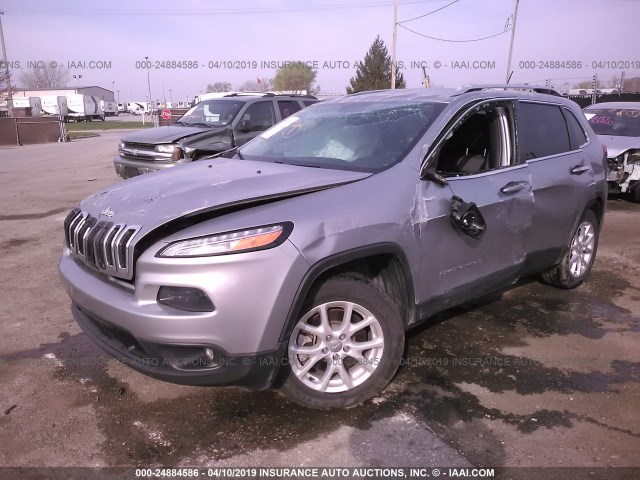 1C4PJLCB0EW172169 - 2014 JEEP CHEROKEE LATITUDE SILVER photo 2