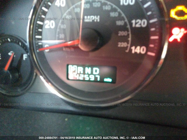 1J8HG48K16C252335 - 2006 JEEP COMMANDER RED photo 7