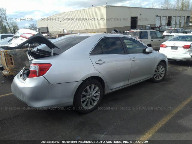 4T1BD1FK6CU033198 - 2012 TOYOTA CAMRY HYBRID/LE/XLE SILVER photo 4