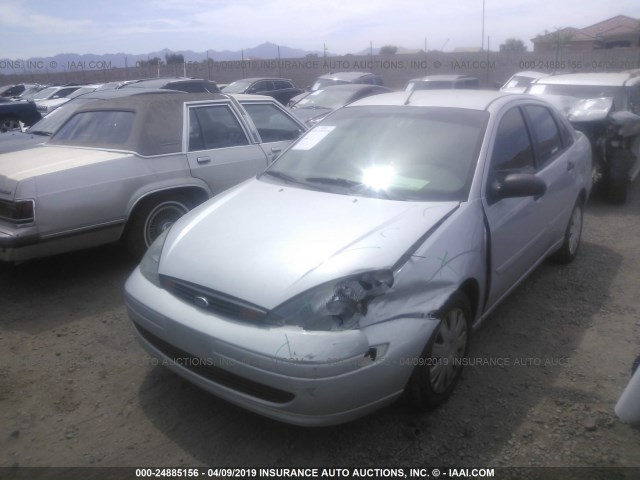 1FAFP34P53W264918 - 2003 FORD FOCUS SE/SE COMFORT/SE SPORT SILVER photo 2