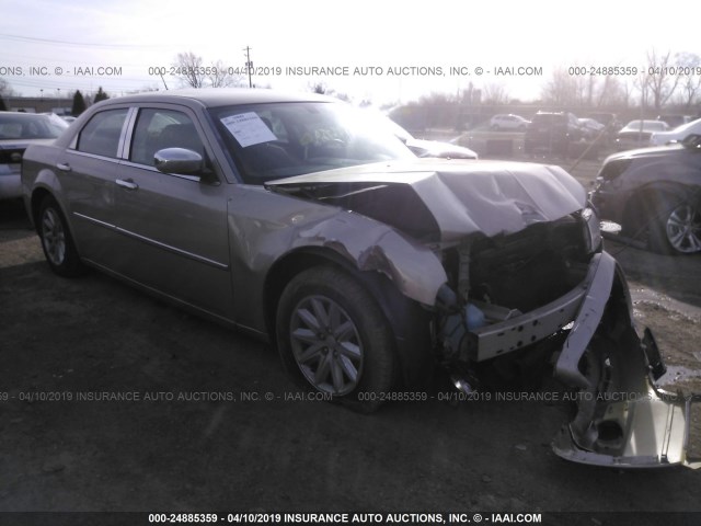 2C3KA43R78H222215 - 2008 CHRYSLER 300 LX GOLD photo 1