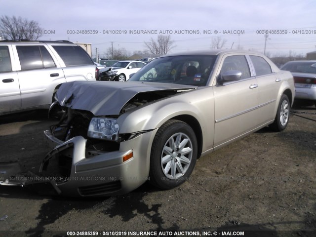 2C3KA43R78H222215 - 2008 CHRYSLER 300 LX GOLD photo 2