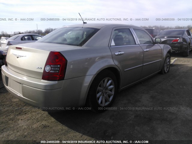 2C3KA43R78H222215 - 2008 CHRYSLER 300 LX GOLD photo 4