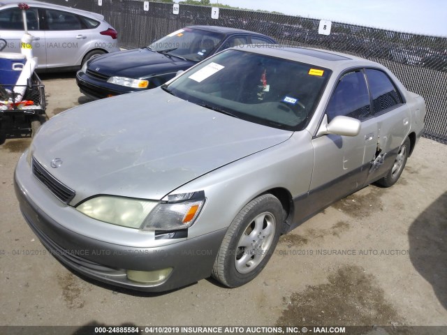 JT8BF28G0W5033062 - 1998 LEXUS ES 300 GOLD photo 2