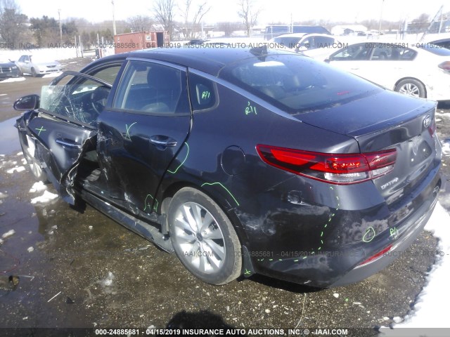 5XXGT4L38JG243025 - 2018 KIA OPTIMA LX/S GRAY photo 3