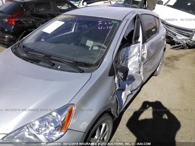 JTDKDTB32D1542349 - 2013 TOYOTA PRIUS C SILVER photo 6