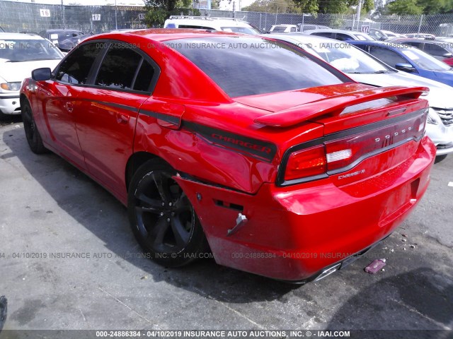 2C3CDXHG5EH334253 - 2014 DODGE CHARGER SXT RED photo 3