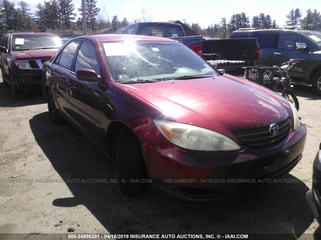 4T1BE32K02U057879 - 2002 TOYOTA CAMRY LE/XLE/SE RED photo 1