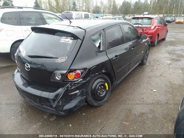 JM1BK343961498405 - 2006 MAZDA 3 HATCHBACK BLACK photo 4