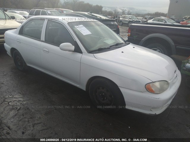 KNAFB121815040795 - 2001 KIA SEPHIA LS WHITE photo 1