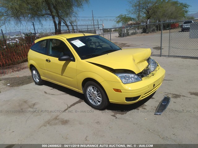 3FAFP31N55R123551 - 2005 FORD FOCUS ZX3 YELLOW photo 1