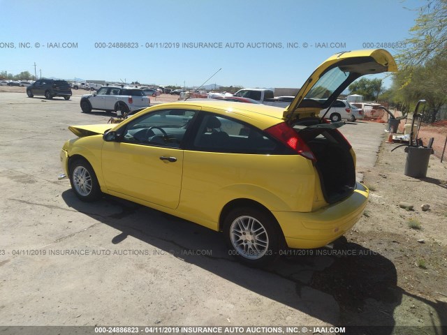 3FAFP31N55R123551 - 2005 FORD FOCUS ZX3 YELLOW photo 3