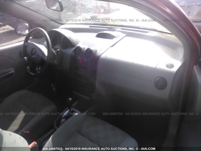 KL1TD52665B284558 - 2005 CHEVROLET AVEO LS RED photo 5