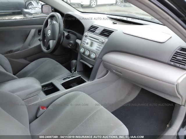 4T4BE46K08R018837 - 2008 TOYOTA CAMRY CE/LE/XLE/SE 黑色 照片 5
