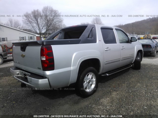 3GNVKFE06AG114763 - 2010 CHEVROLET AVALANCHE LT SILVER photo 4