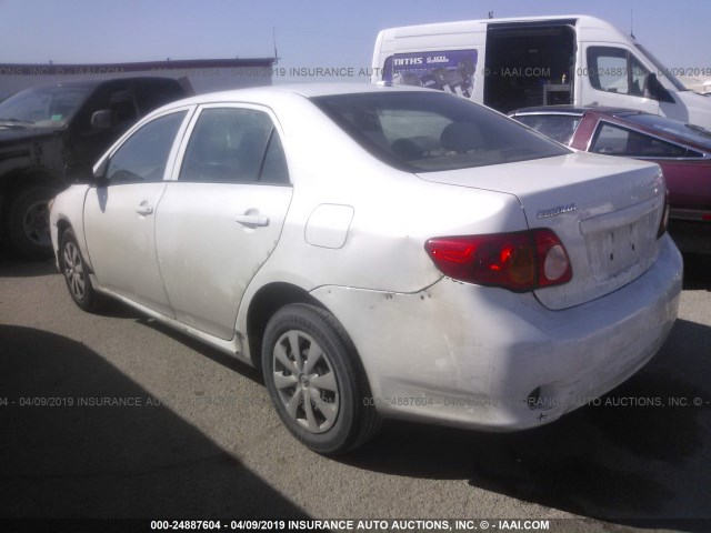 1NXBU40E99Z009605 - 2009 TOYOTA COROLLA S/LE/XLE WHITE photo 3