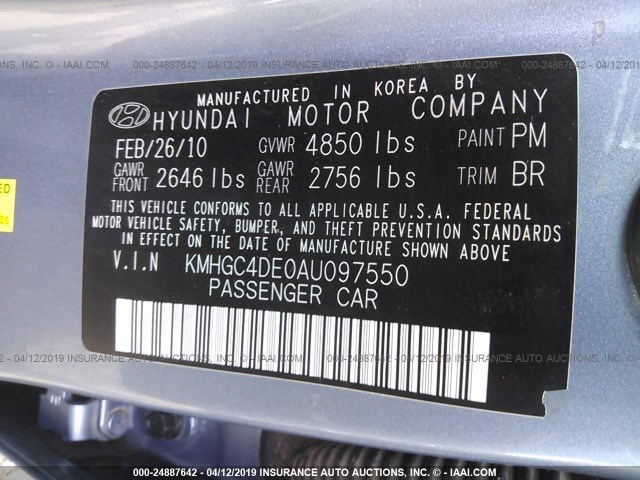 KMHGC4DE0AU097550 - 2010 HYUNDAI GENESIS 3.8L SILVER photo 9