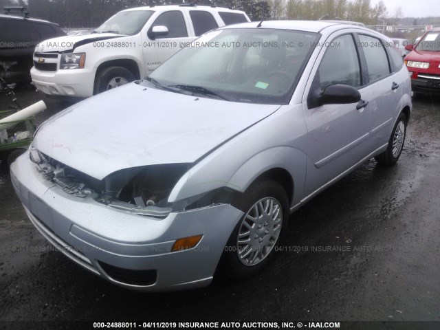 1FAFP37N47W110264 - 2007 FORD FOCUS ZX5/S/SE/SES SILVER photo 2