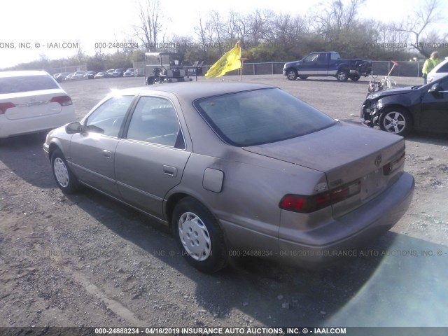 4T1BG22K1XU500410 - 1999 TOYOTA CAMRY CE/LE/XLE GOLD photo 3