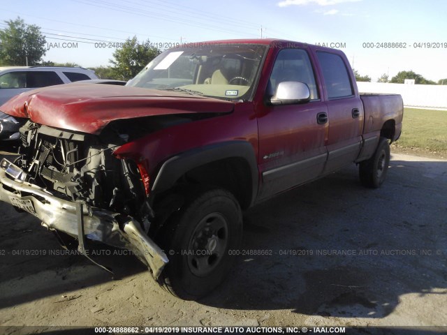 1GCHC23U42F245100 - 2002 CHEVROLET SILVERADO C2500 HEAVY DUTY RED photo 2