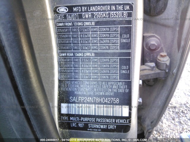 SALFP24N78H042758 - 2008 LAND ROVER LR2 SE GRAY photo 9