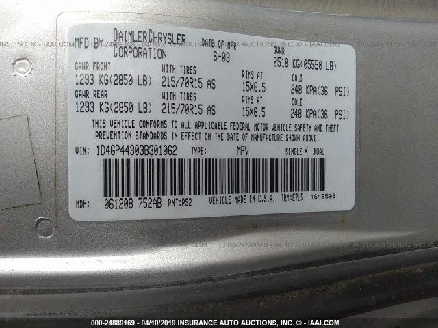 1D4GP44303B301062 - 2003 DODGE GRAND CARAVAN SPORT SILVER photo 9