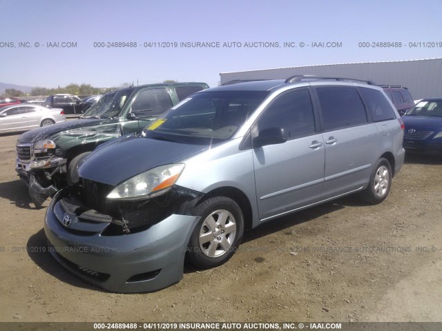 5TDZA23C26S535293 - 2006 TOYOTA SIENNA CE/LE Light Blue photo 2