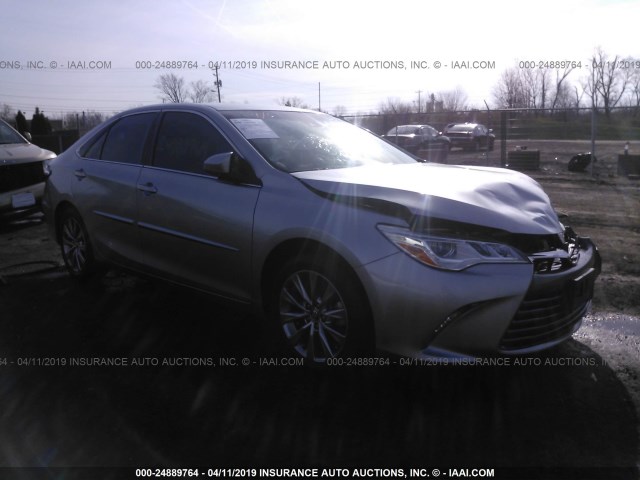 4T1BK1FK9GU573124 - 2016 TOYOTA CAMRY XSE/XLE Gümüş foto 1