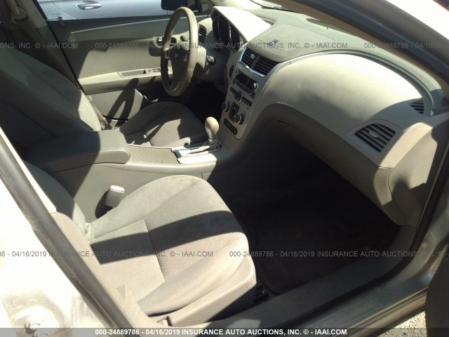 1G1ZH57B99F252501 - 2009 CHEVROLET MALIBU 1LT 银色 照片 5