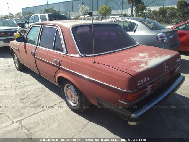 WDBAB23A5CB293335 - 1982 MERCEDES-BENZ 240 D RED photo 3