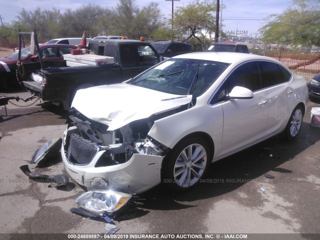 1G4PR5SK9E4115885 - 2014 BUICK VERANO CONVENIENCE WHITE photo 2