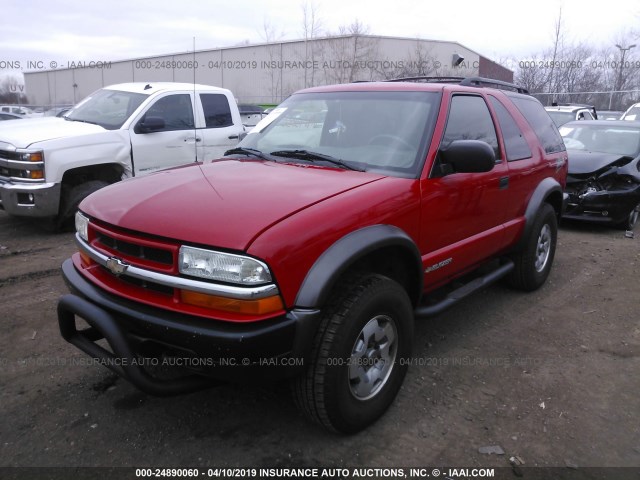 1GNCS18X94K135249 - 2004 CHEVROLET BLAZER RED photo 2