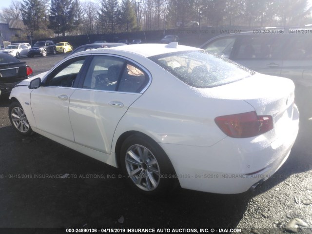 WBA5A7C59FD625370 - 2015 BMW 528 XI WHITE photo 3