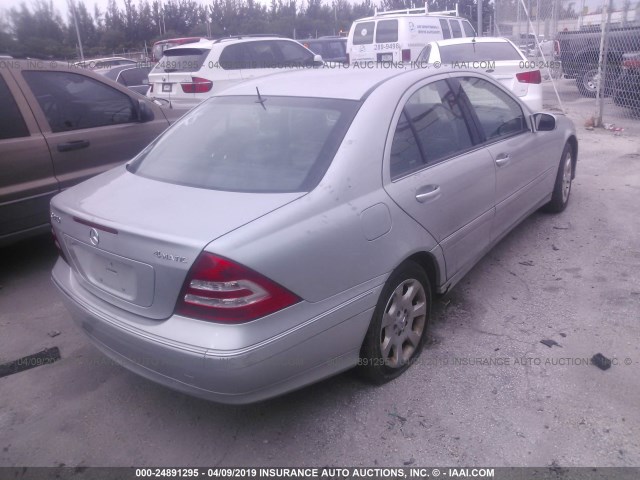 WDBRF81JX5F616013 - 2005 MERCEDES-BENZ C 240 4MATIC SILVER photo 4