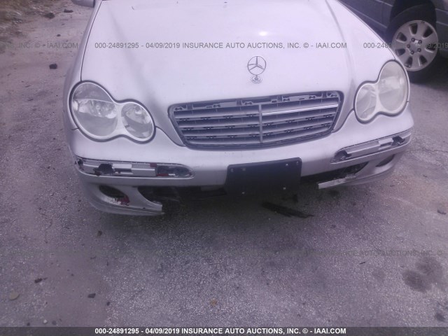 WDBRF81JX5F616013 - 2005 MERCEDES-BENZ C 240 4MATIC SILVER photo 6