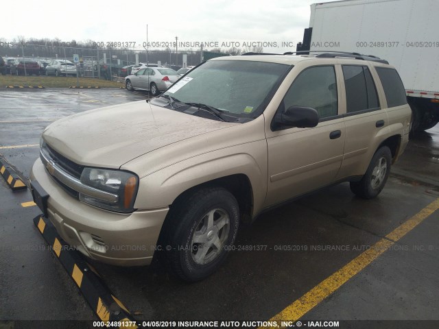 1GNDT13S362114848 - 2006 CHEVROLET TRAILBLAZER LS/LT TAN photo 2