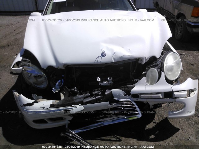 WDBUF83J05X171086 - 2005 MERCEDES-BENZ E 500 4MATIC 白色 照片 6