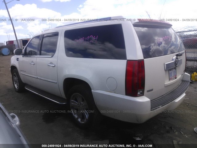 1GYS4HEF6BR328685 - 2011 CADILLAC ESCALADE ESV LUXURY WHITE photo 3