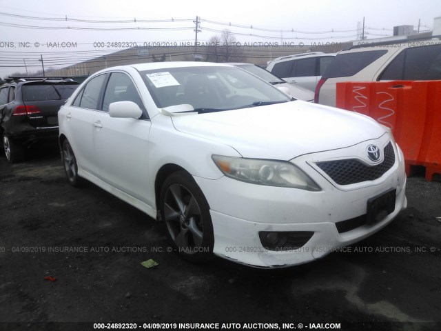 4T1BF3EK4AU537916 - 2010 TOYOTA CAMRY SE/LE/XLE WHITE photo 1