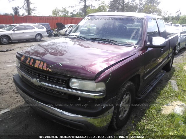 2GCEC19W421286677 - 2002 CHEVROLET SILVERADO C1500 BURGUNDY photo 2