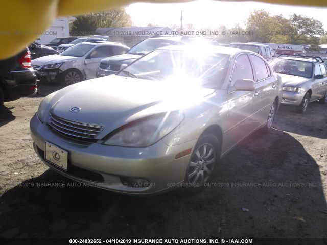 JTHBF30G725023334 - 2002 LEXUS ES 300 GOLD photo 2