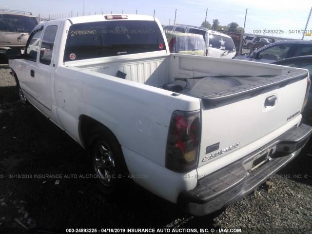 2GCEC19T241142134 - 2004 CHEVROLET SILVERADO C1500 WHITE photo 3