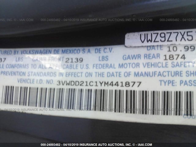 3VWDD21C1YM441877 - 2000 VOLKSWAGEN NEW BEETLE GLX 蓝色 照片 9