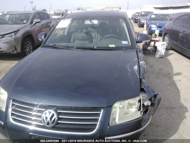 WVWMD63B24E287310 - 2004 VOLKSWAGEN PASSAT GL BLUE photo 6