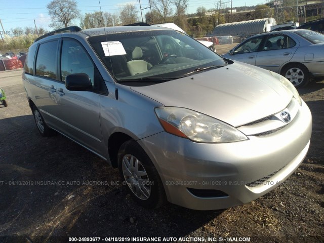 5TDZA23CX6S562306 - 2006 TOYOTA SIENNA CE/LE SILVER photo 1