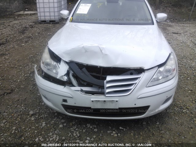 KMHGC46E29U036774 - 2009 HYUNDAI GENESIS 3.8L WHITE photo 6