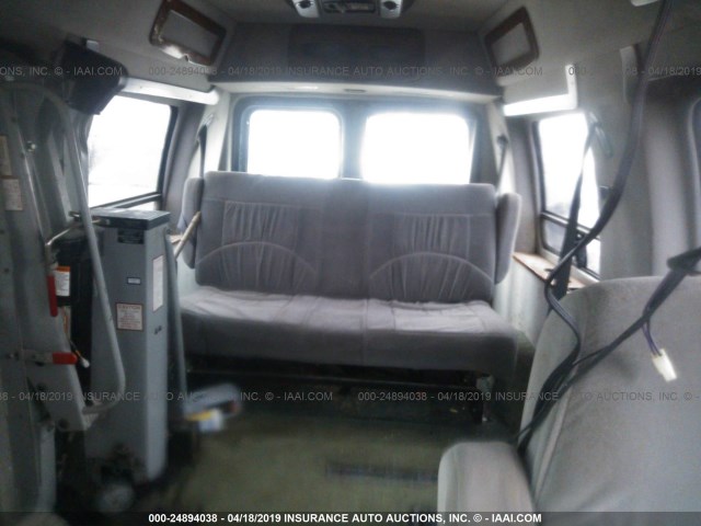 1FDRE14WXXHB69835 - 1999 FORD ECONOLINE E150 VAN GREEN photo 8