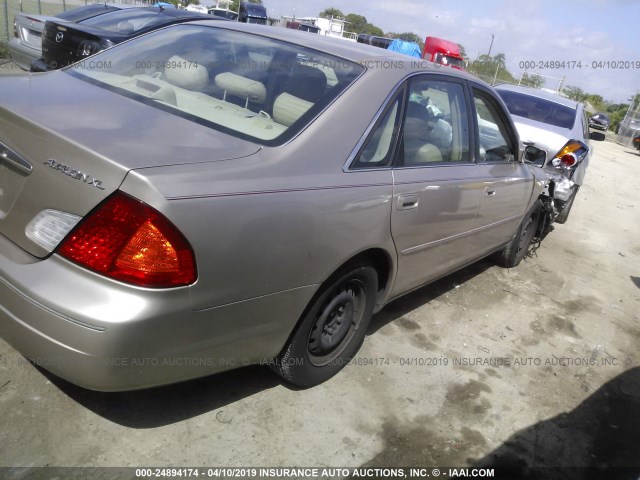 4T1BF28B1YU019942 - 2000 TOYOTA AVALON XL/XLS TAN photo 4