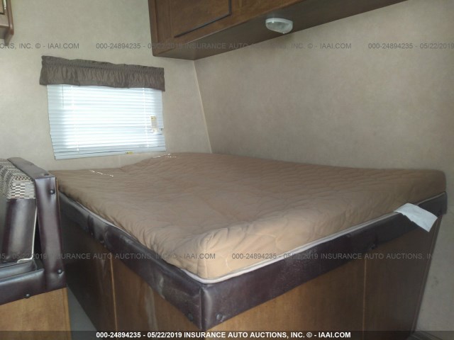 4X4TWDV1XG7351661 - 2016 FOREST RIVER OTHER  白色 照片 5